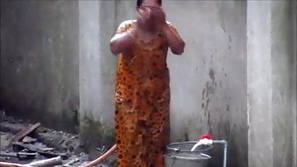 डायना सेक्सी फिल्म हिंदी मै बफ गुड़िया 2