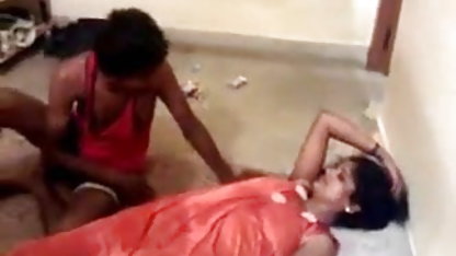 Beata बीमार सेक्स व्यवहार करता है सेक्सी हिंदी बीएफ फिल्म