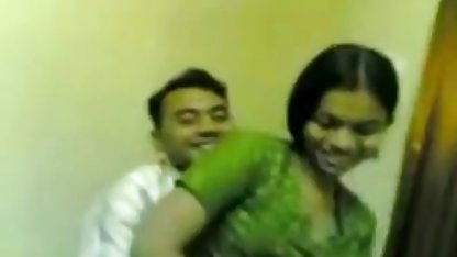 Mulatochka सेक्स फिल्म देखने के लिए