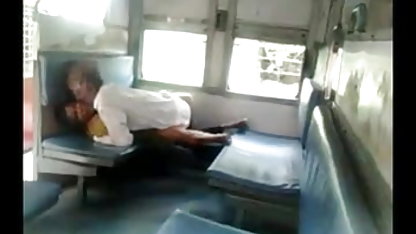 Publicbanging-फुटपाथ पर सेक्सी फिल्म इंडियन हिंदी