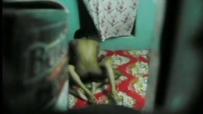 सेक्स के साथ परिपक्व लड़की में कोर्सेट सेक्सी फिल्म हिंदी की और peeing