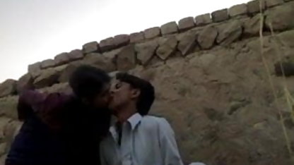 नर्स हिंदी सेक्सी फिल्म का वीडियो और युवा जोड़ा