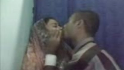 Kaiden पार है सेक्सी फिल्म हिंदी में फुल एचडी पंगा लेना के साथ एक घोड़े