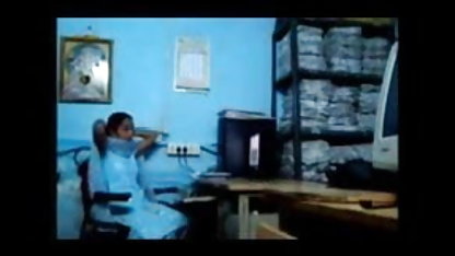 गुलाब की फिल्म सेक्स फिल्म सेक्स फिल्म सेक्स पंखुड़ियों के साथ